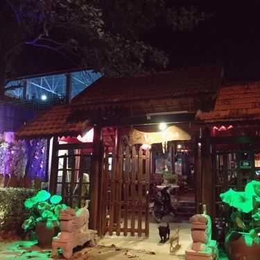 Không gian- Vĩ Dạ Quán - Cafe & Quán Ăn