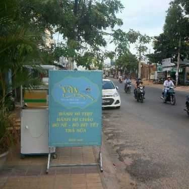 Không gian- Quán Ăn Bò Né Yay - Thủ Khoa Huân