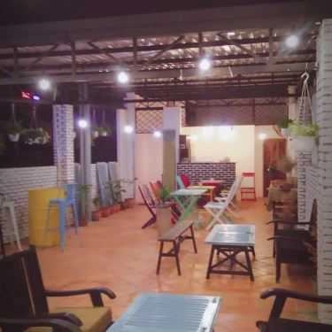 Không gian- Buôn Coffee & Food