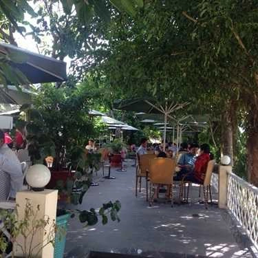 Không gian- Huyền Thoại Cafe