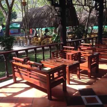 Không gian- Vườn Lim Cafe