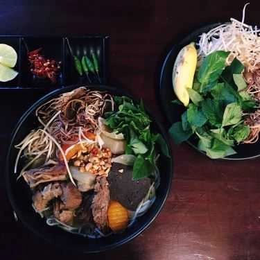 Món ăn- Quán Ăn Gánh Bún Bò