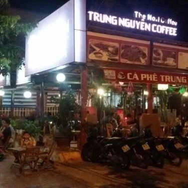 Không gian- H3 Coffee