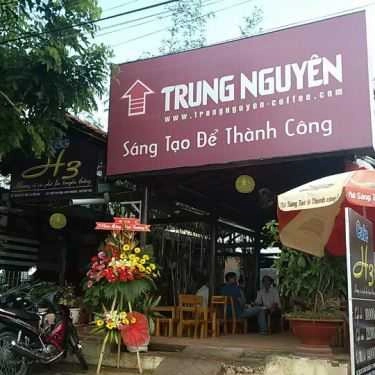 Không gian- H3 Coffee