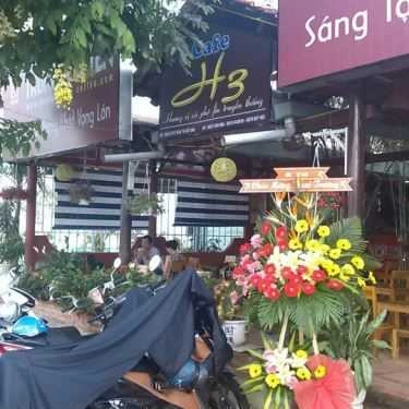 Không gian- H3 Coffee