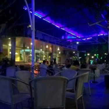 Không gian- Huyền Thoại Cafe