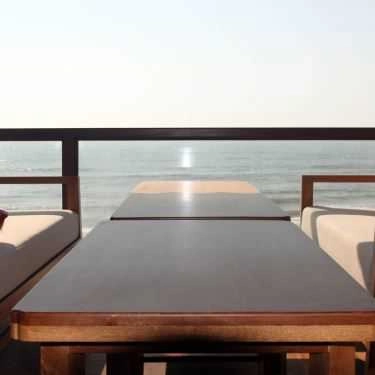 Tổng hợp- Nhà Hàng Jibe's Restaurant & Lounge - ĐT716