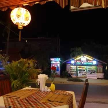 Không gian- Nhà Hàng Nhật Nguyệt - Nguyễn Đình Chiểu