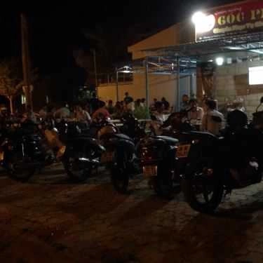 Không gian- Quán Nhậu Góc Phố