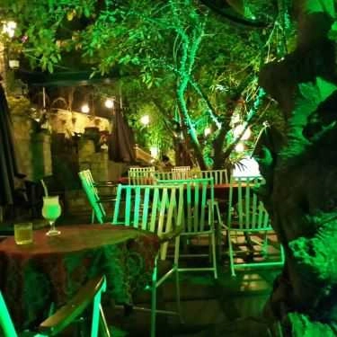Không gian- The Hill Cafe