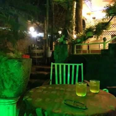 Không gian- The Hill Cafe