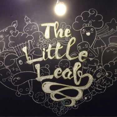 Không gian- The Little Leaf Cafe