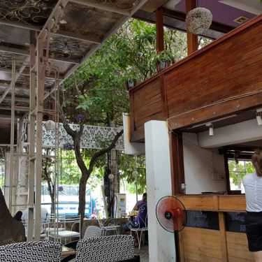 Không gian- Tiếng Xưa Cafe - Trần Hưng Đạo