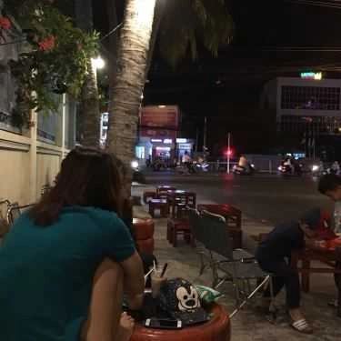 Không gian- Cafe Yolo - Trà Sữa, Trà Đào & Bingsu