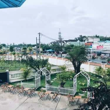 Không gian- 379 Cafe