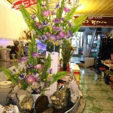 Không gian- Cổ Ngoạn Cafe