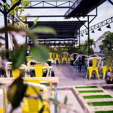 Không gian- Thế Kỷ Cafe