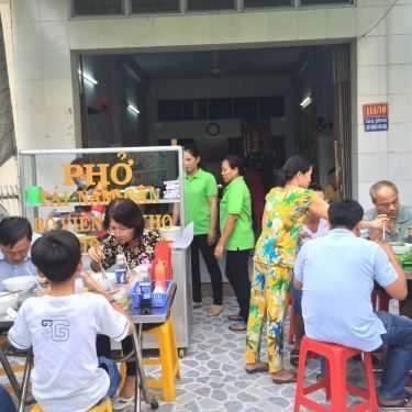Không gian- Quán Ăn Phở 114
