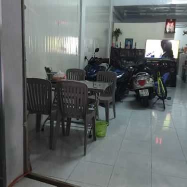 Không gian- Quán Ăn Bún Cà Ri & Bún Nước Lèo
