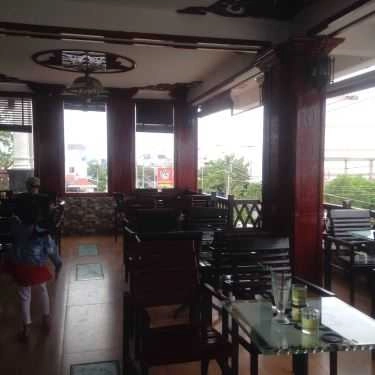 Không gian- Sỏi Đá Cafe