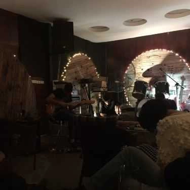 Không gian- 21° N Club Cafe