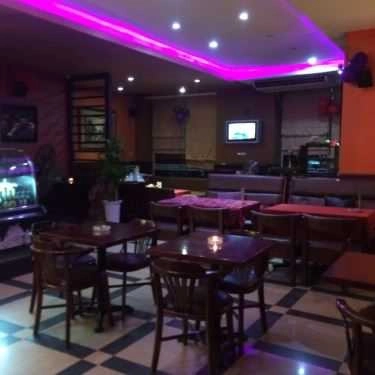 Không gian- 2F Cafe