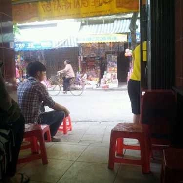 Không gian- 37 Cafe - Lương Văn Can