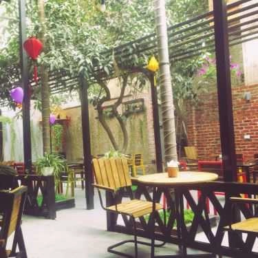 Không gian- A.R.T Coffee