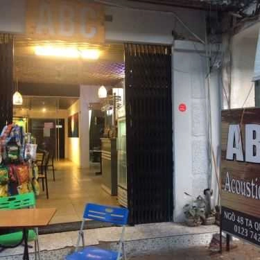 Không gian- ABC Cafe - Tạ Quang Bửu
