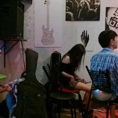 Không gian- ABC Cafe - Tạ Quang Bửu