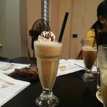 Món ăn- Moon Coffee - Lạc Long Quân