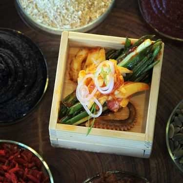 Professional- JW Café - JW Marriott Hotel Hanoi