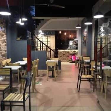 Không gian- R76 Coffee - Cafe & Cơm Văn Phòng