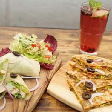 Professional- EMM's - Cafe & Kitchen