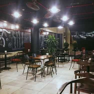 Không gian- Xưởng Cafe - Kim Mã