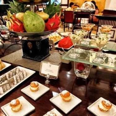 Professional- La Terrasse du Metropole Cafe - Sofitel Legend Metropole Hanoi