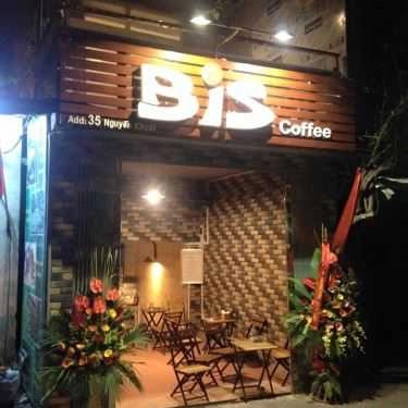 Không gian- Bis Coffee