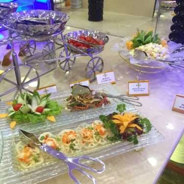 Professional- Nhà Hàng Buffet Sen Việt - Sahul Hà Nội