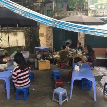 Không gian- Bánh Bột Lọc & Các Món Ăn Vặt - Giảng Võ