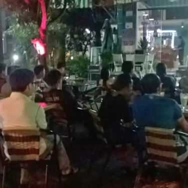Không gian- Anh 2 Cafe