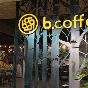 Không gian- B.Coffee - Công Viên Hòa Bình