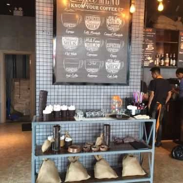 Không gian- B.Coffee - Công Viên Hòa Bình