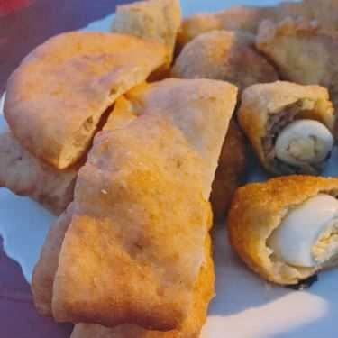 Món ăn- Ăn vặt Quẩy Nóng, Bánh Gối & Bánh Bao Chiên - Phó Đức Chính