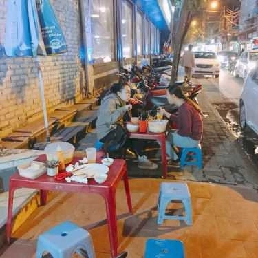 Không gian- Ăn vặt Quẩy Nóng, Bánh Gối & Bánh Bao Chiên - Phó Đức Chính