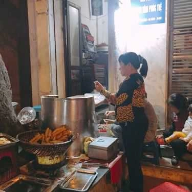 Tổng hợp- Ăn vặt Quẩy Nóng, Bánh Gối & Bánh Bao Chiên - Phó Đức Chính