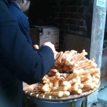 Món ăn- Ăn vặt Bánh Bao Chiên & Bánh Quẩy Đùi Gà - Quan Nhân