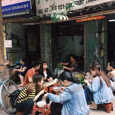 Không gian- Ăn vặt Bánh Đa Trộn & Miến Trộn - Tôn Đức Thắng