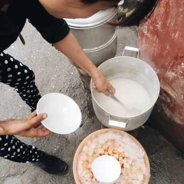Không gian- Ăn vặt Bánh Giò & Bánh Đúc Nóng - Nghĩa Tân