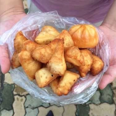 Món ăn- Ăn vặt Bánh Đùi Gà & Bánh Bao Chiên