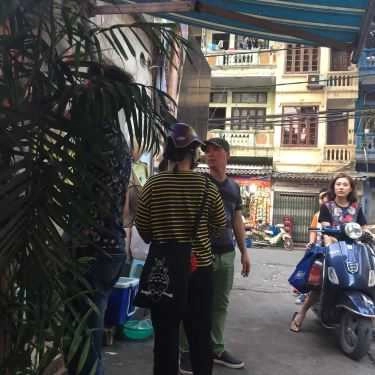 Tổng hợp- Ăn vặt Bánh Gà Thần Thánh - 172 Hồng Mai